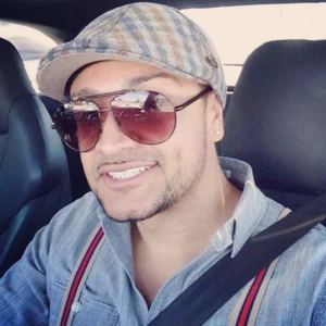 HungandThickLatin: Public ( 4 фото)