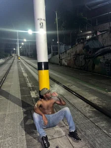 Real Me od CorvisXnc0012  6 snímek