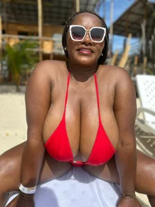 AliciaMiilf Beach plan 🔥 Εικόνα 3