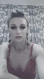 Elyasolo's Te aștept să vb. Sex Photo 1