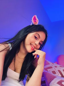 Paula_Teen_ Public Pic 7