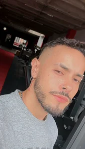 MateoBaer Public Gambar