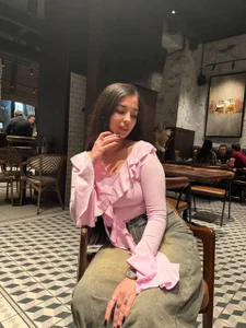 EmmyNoel beautiful establishment Pic 4