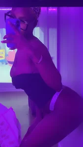 VelvetVixenXO 𝐌𝐢𝐬𝐬 𝐕𝐢𝐱𝐞𝐧🎀 Pic 6