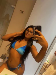 BeverlySteel Vacation 👙 Foto 3