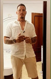 Milanthompson2025: Public ( 2 фото)