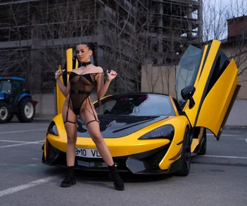 EvaZane's Fast lane Sex Photo 8