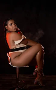 Your_big_ebony_goddness kullanıcısının Hotter than hell albümü -  4 fotoğraf