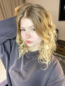 ShontaWasilkoのhome outfitの 3枚の写真