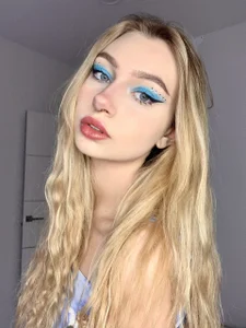 BiMolly Public Billede