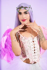 VioletMonroyTrick or Tease 🎃 Bild 5