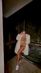 Spa🥵 de NadiraNoor  2 Imagens