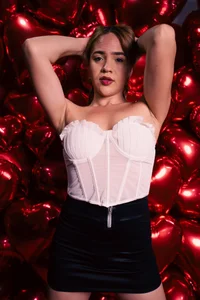 debora_scoot happy day guys Gambar 4