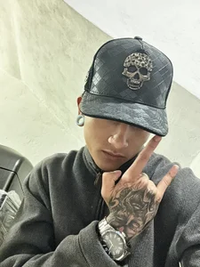 Aaron_Brink_ Funny, dominant and straight Foto 3