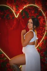 KatieStonne Happy Valentine's Day Pic