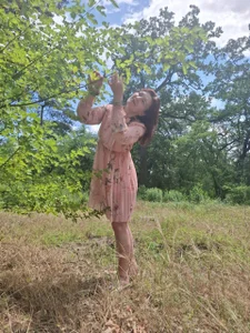 Bonnie_Naughtyy Closer to nature Foto 3