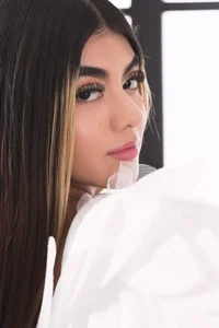 Antonella_west 👄 Pic 4