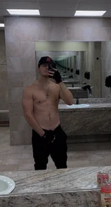 jtdaddy211997 Public slika