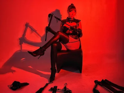 VanessaJonson: Secret room ( фото)