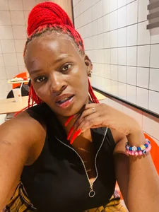 Miss-Berries Public Pic 6