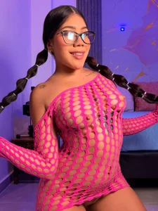 sarahyesica SEXY TEEN LATINA🔥 Pic 5