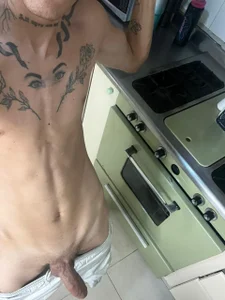 Tommy_valverde come to the kitchen 사진 5