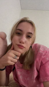 pinkhornyprincess me me me Bilde