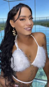 Ts_veryhot Bella  2টি ছবি