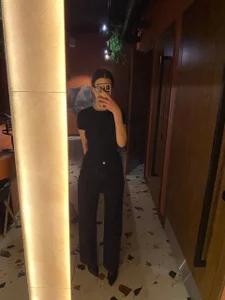EmmaEverly going out slika