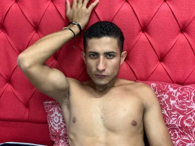 pepe_jonesssexy man图片 5