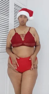 TiffantyAndStacy kullanıcısının sexy christmas stacy albümü -  8 fotoğraf