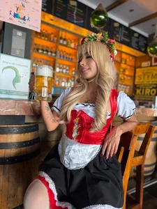 SabrinaSpell_ 🍺✨ Oktober Nights ✨🍺 Hình 2