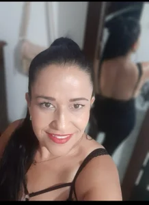 Casual od ChanelNylon  5 snímek