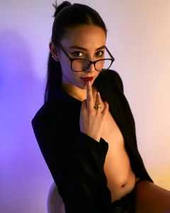 THE LUXURY OF SURRENDER 💎 de Lina_Montclair  3 photos