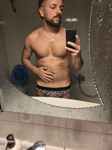 SexyItalian10 Public Pic 4