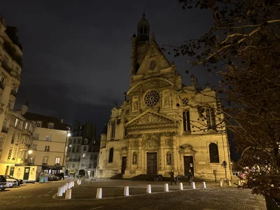 Alirawrz Paris Foto 5