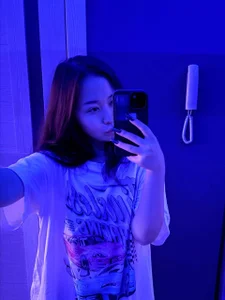 MazieErcole Neon Afterglow Immagine  2
