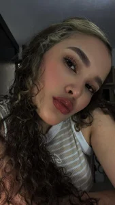 Sophie_Stone19 Public Pic 3