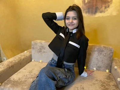 sit next to me de xxxnaughtyfoxyxxx  4 Imagens