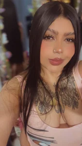 shayna_manson_ HOW SEXY! Pic