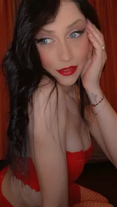 Maddison_Summer Public Pic 9