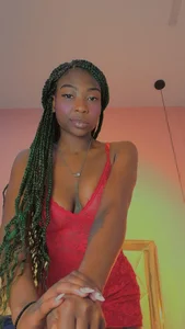 IvonneMorris Slippery moments caught in time Pic