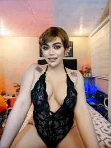 KhimMadnessShort hair图片 2