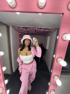 penelope_tay1: 🩷🩷 ( 3 фото)