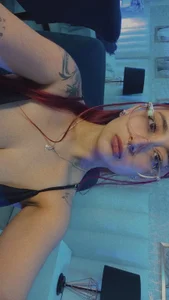 hanna_bigboobs2 Public Fotka