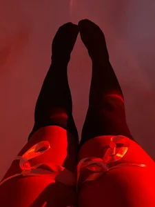 Charlotte__Benett Public Pic 2