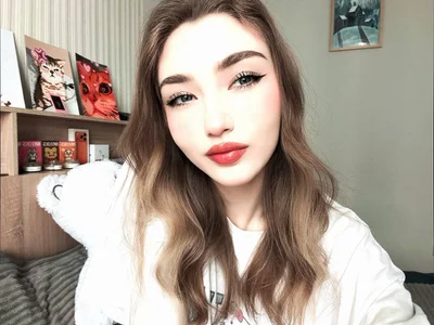 AveryBerkson unexpected transition in style Bilde 6