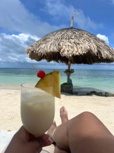 Gabriela_Brown✈️A GREAT EXPERIENCE✈️ Bild 5