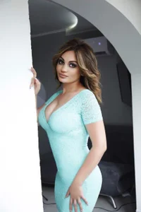 tinaloverxsq Public Pic 2