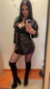 Jazmin_BunnyGoing out fits 🍸🍸 Bild 2